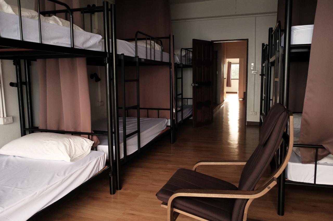 Phresh Hostel Банкок Екстериор снимка