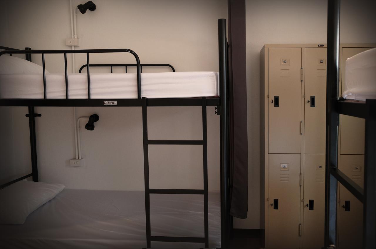 Phresh Hostel Банкок Екстериор снимка