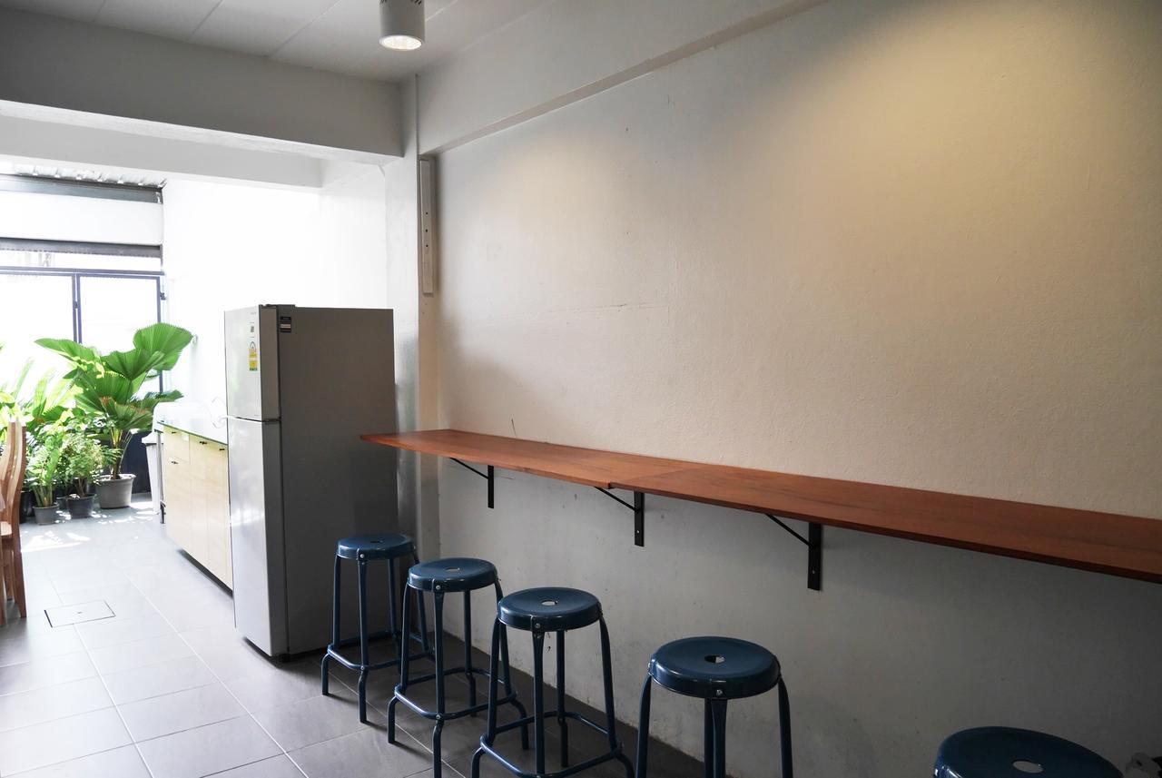 Phresh Hostel Банкок Екстериор снимка